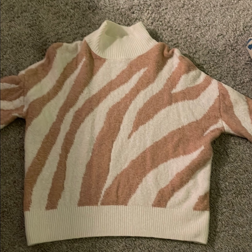 Women's Zebra Pattern Sweater - Cream and Tan